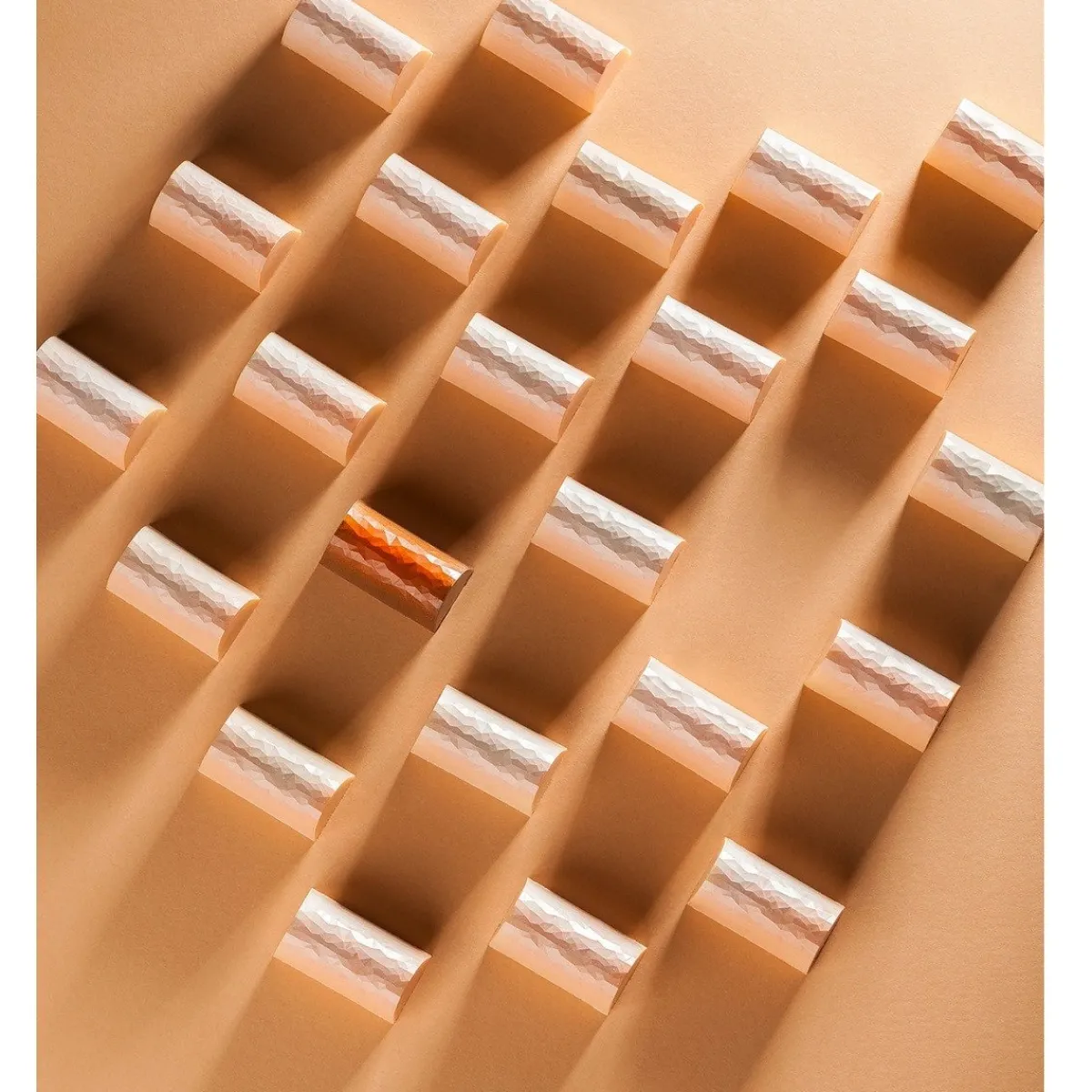 Best Chocolate World Bonbonvorm Buche Facet (24x) 36x20x15mm