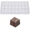 Clearance Chocolate World Bonbonvorm Kubus met Streep (24x) 25mm