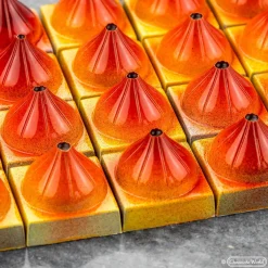 Sale Chocolate World Bonbonvorm Koepel (24x) 26x26x23,5mm**