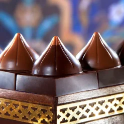 Sale Chocolate World Bonbonvorm Koepel (24x) 26x26x23,5mm**