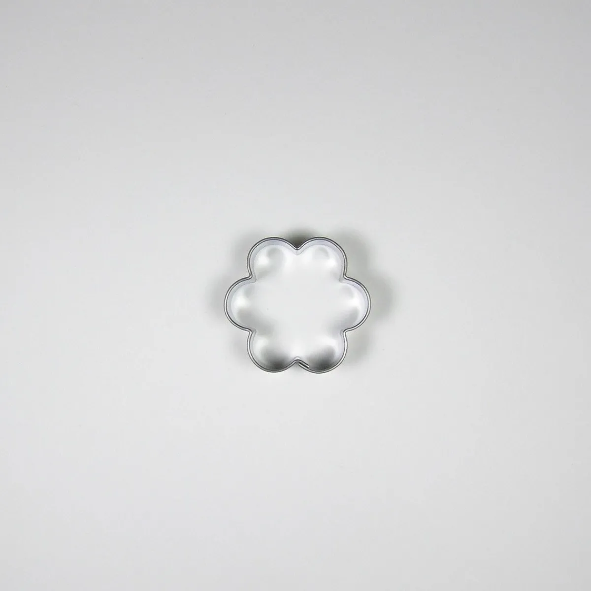 Best BrandNewCake Uitsteker Bloem RVS 4cm