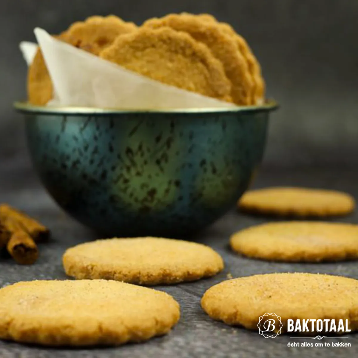 Outlet BrandNewCake Uitstekers Rond Gekarteld 12-delig