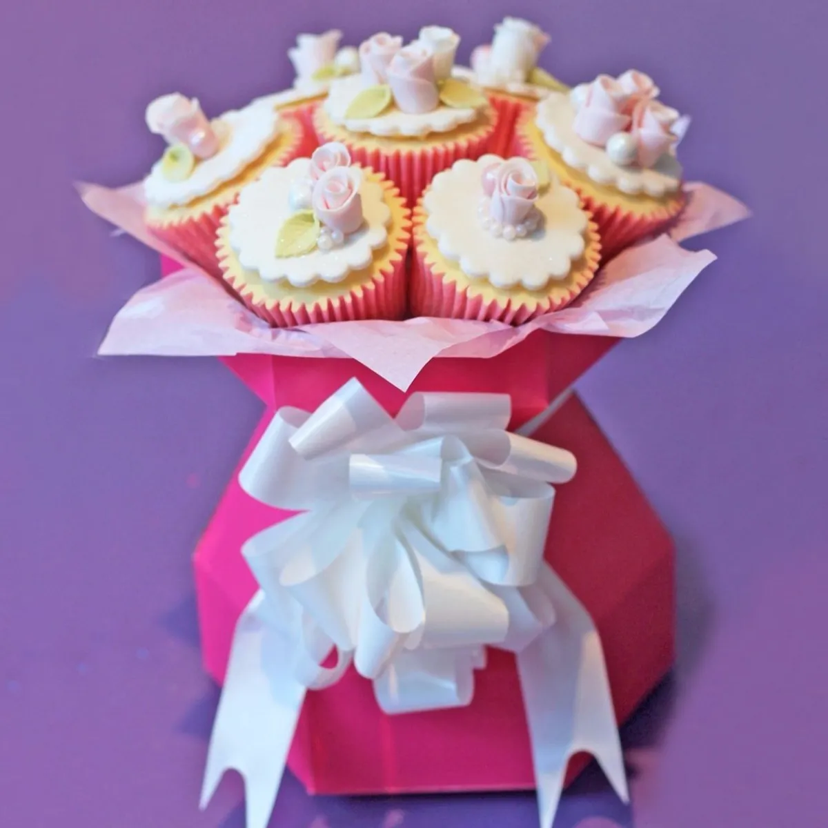 Online BrandNewCake Cupcake Doos Boeket Wit Ø18x19cm