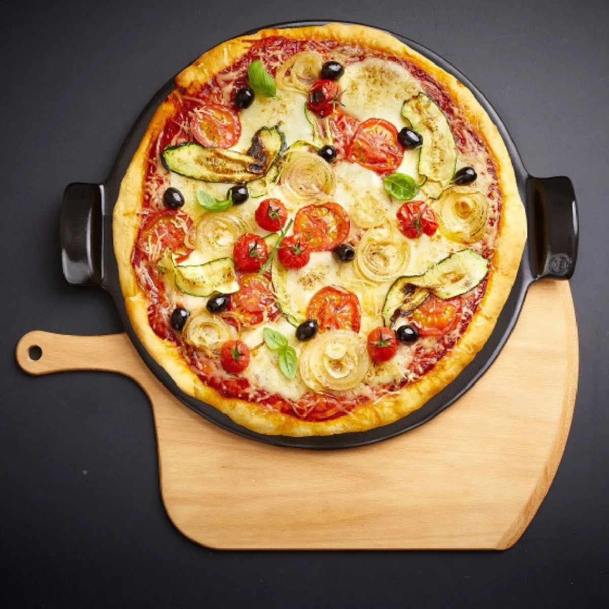 Online Emile Henry Pizzaschep 33x48cm