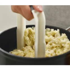 New Joseph Joseph Aardappelstamper**