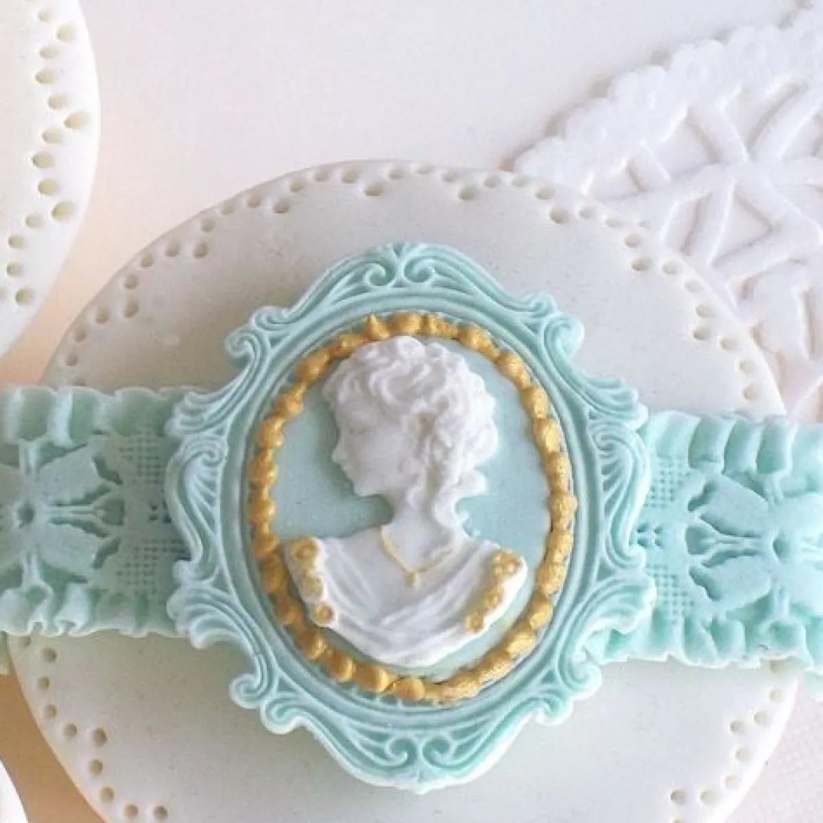 Hot Katy Sue Mold Frame Ovaal