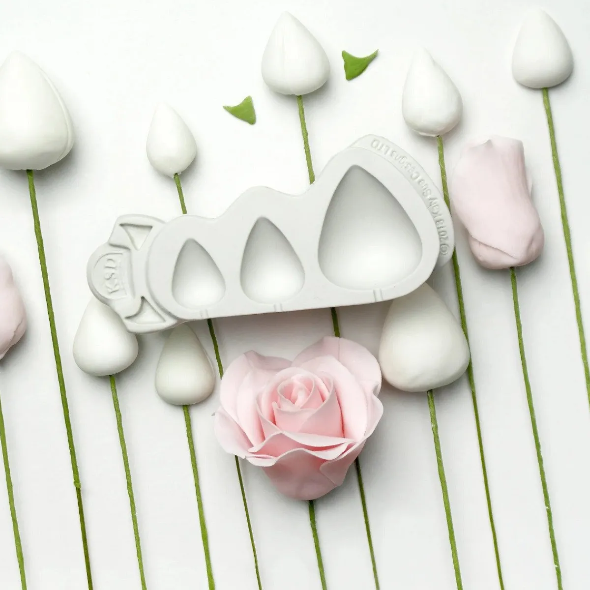 Katy Sue Mold Rozenkegels en Doorns