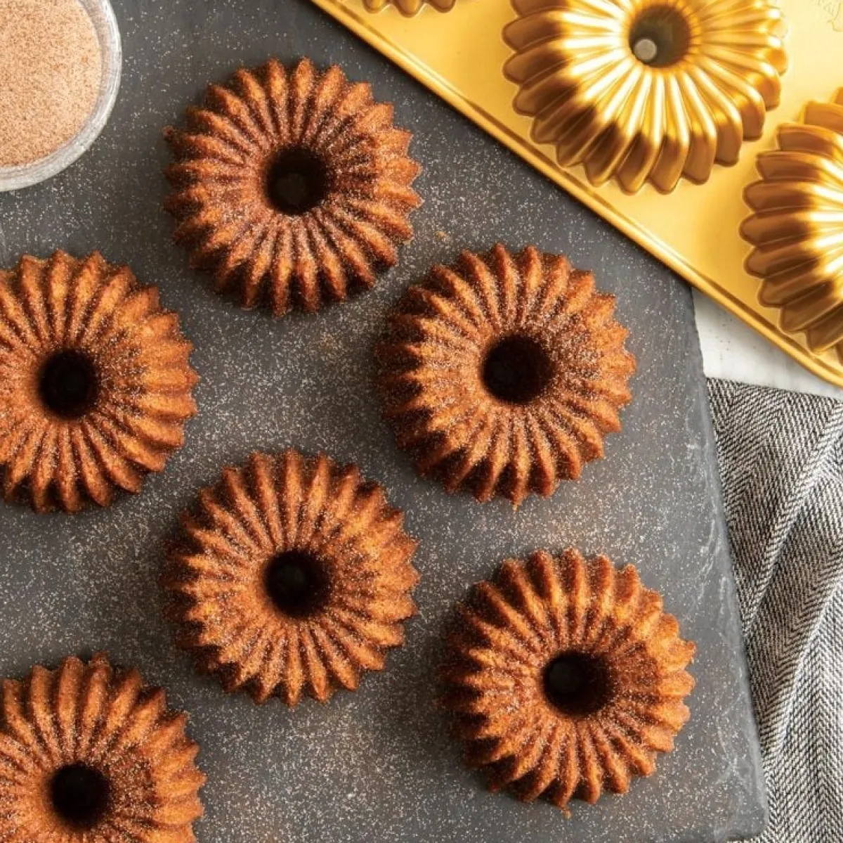 Online Nordic Ware Brilliance Mini Tulband Bakvorm