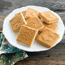 Online Nordic Ware English Shortbread Bakvorm