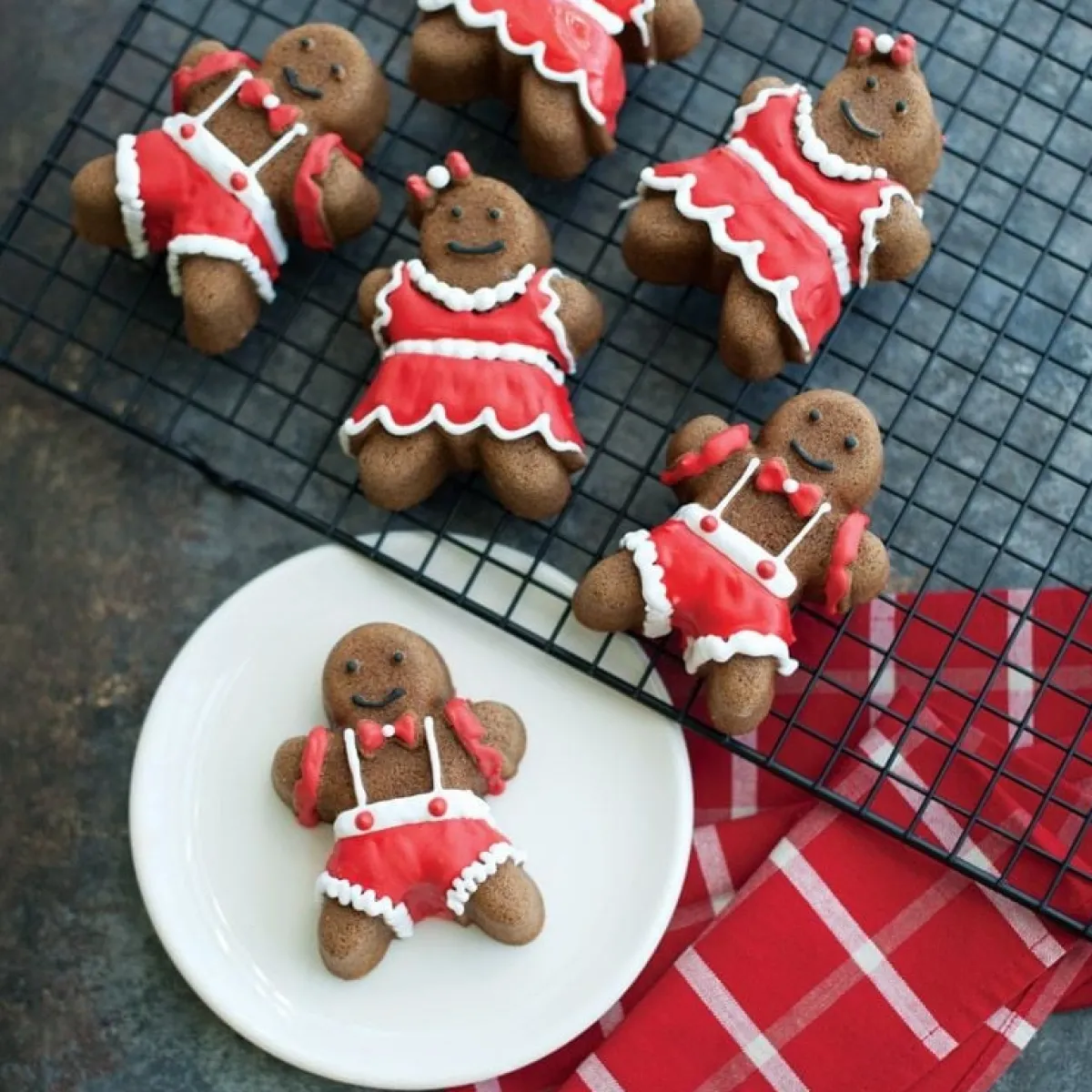 Discount Nordic Ware Gingerbread Mini Bakvorm