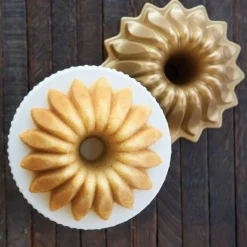 Hot Nordic Ware Lotus Tulband Bakvorm