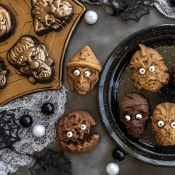 Best Nordic Ware Monster Mask Bakvorm