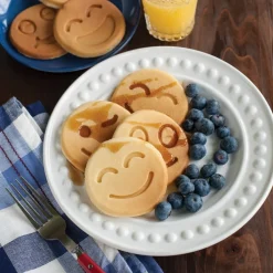 Clearance Nordic Ware Pancake Pan Smiley