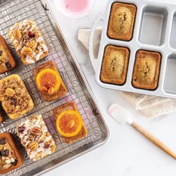 Hot Nordic Ware ProCast Mini Loaf Bakvorm