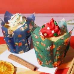 Hot PME Muffin Cups Kerstman 24st