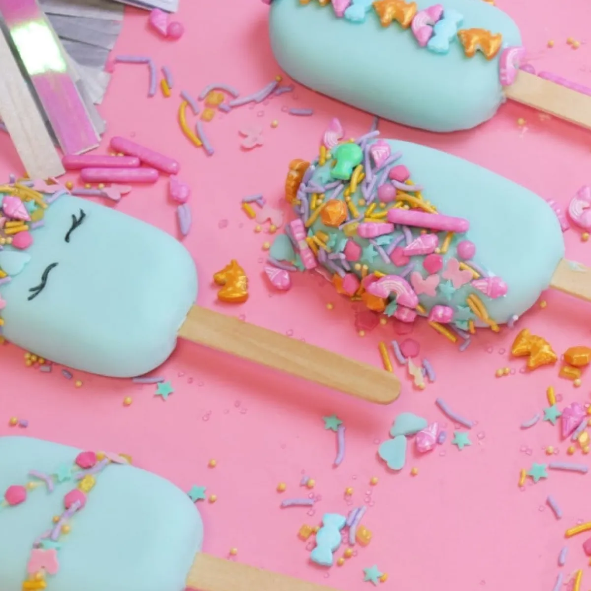 Discount PME Unicorn Sprinkle Mix (Out of the Box) 60g