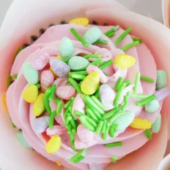 Online Happy Sprinkles Sprinkles Egg Hunt 90g