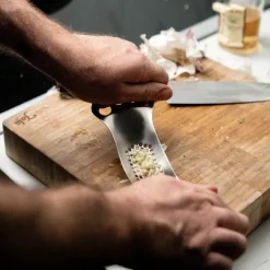 Best Tala Knoflookpers met Kruidenstripper