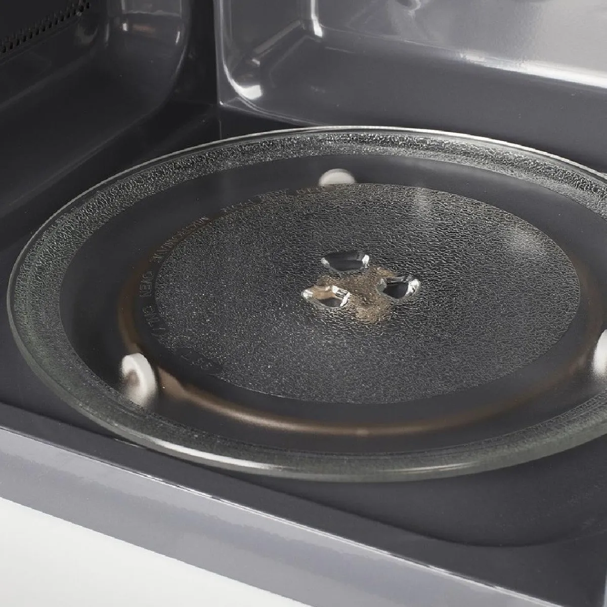 Best Tristar Combimagnetron 20L - 800W**