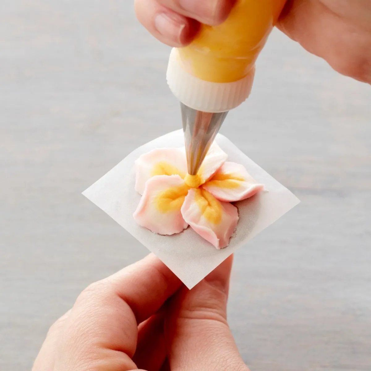 Online Wilton Flower Nail #7